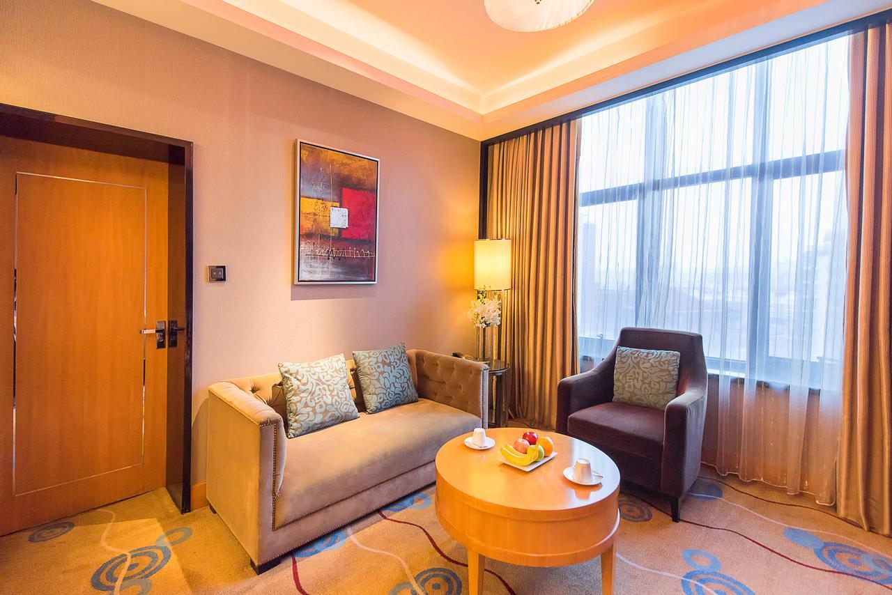 Howard Johnson Kaina Plaza Changzhou Changzhou  Exteriör bild